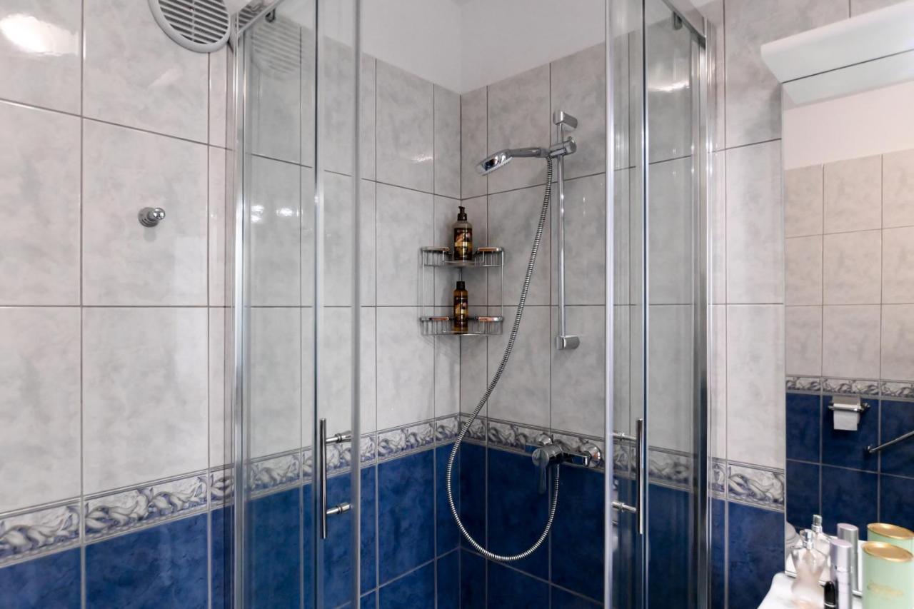 Rossy Apartment Rijeka Luaran gambar